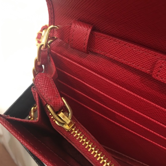 🙅🏻‍♀️SOLD🙅🏻‍♀️ Prada WOC - Picture 6 of 8